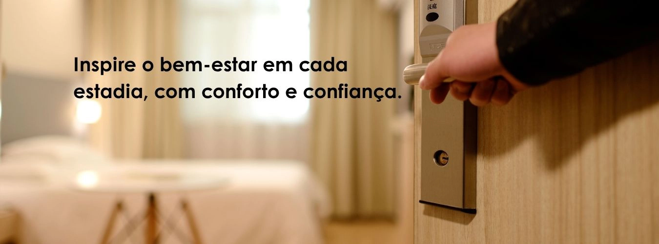 Ambiente instituição de ensino com soluções Draco — automação, higiene e economia.