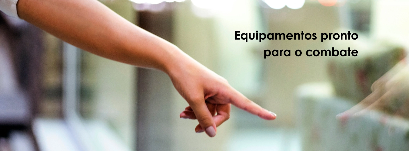 Ambiente de supermercado com soluções Draco — praticidade, economia e higiene automatizada.